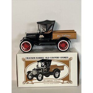 Cracker Barrel Ford 1918 Model T Ole Lightnin T-Model Die Cast Metal Vehicle BOX